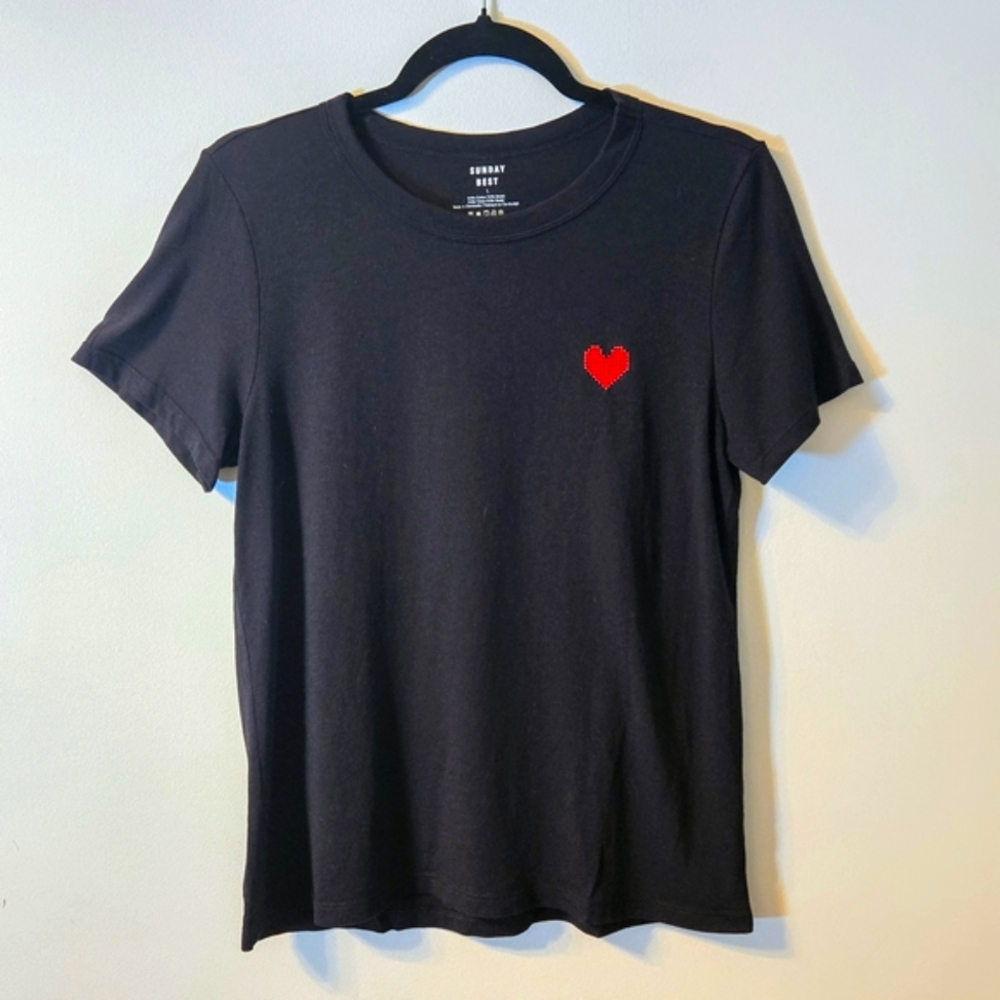 Sunday Best By Aritzia Candy Tee with Red Heart